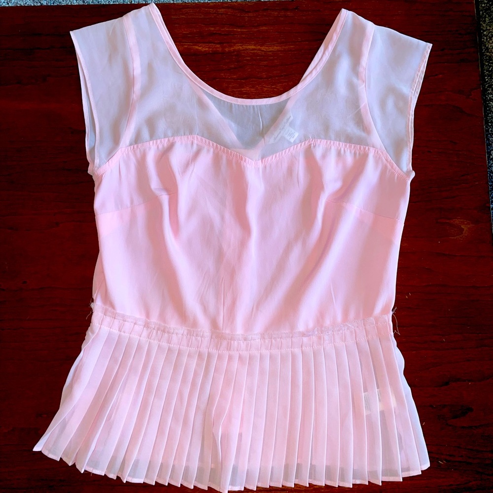 AE pink top